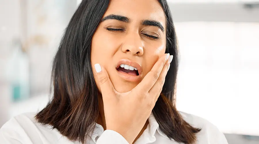 Dry Socket After Tooth Extraction: Signs, Relief, and Treatment